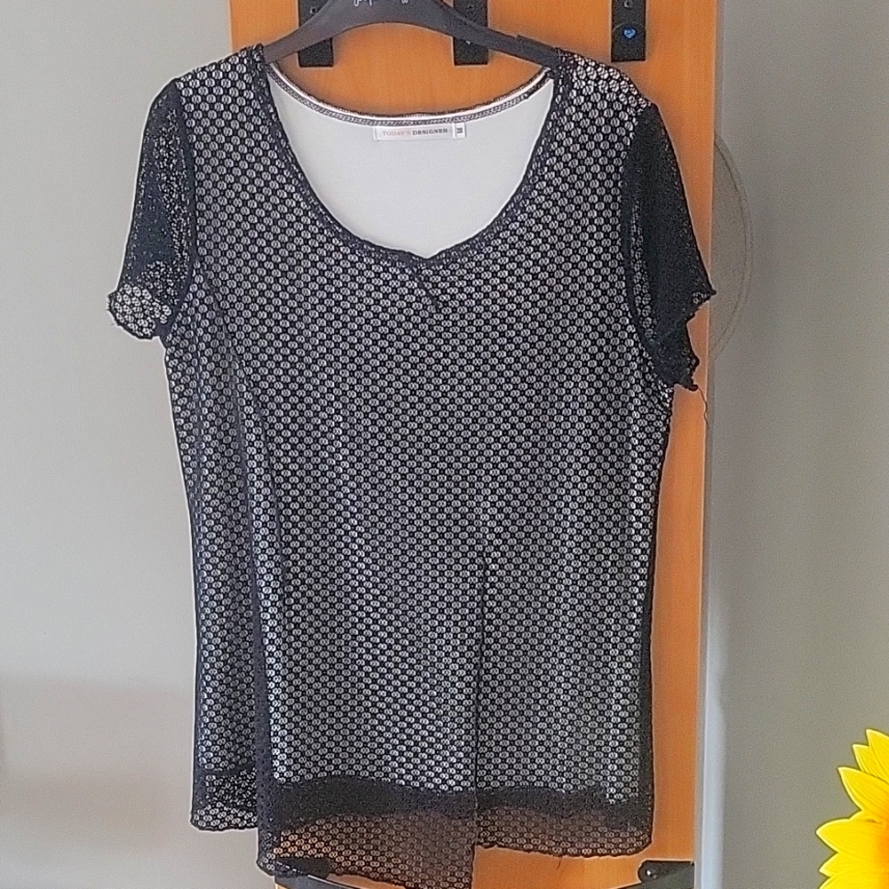 Today's Designer M short sleeve top